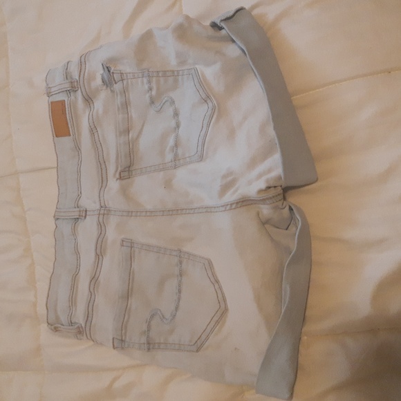 Shorts - Picture 2 of 2